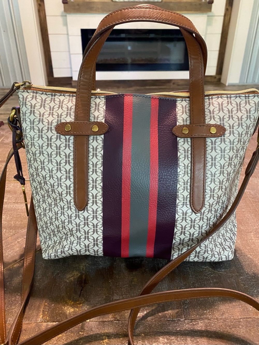 FOSSIL Felicity Signature Crossbody Satchel Purse Brown/Taupe--Adjustable Strap